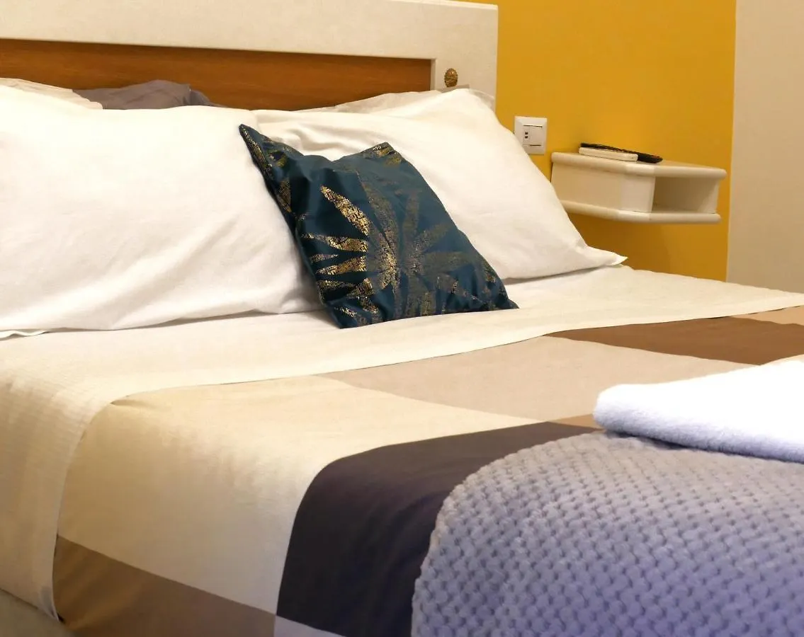 Firenze32 Bed & Breakfast Naples