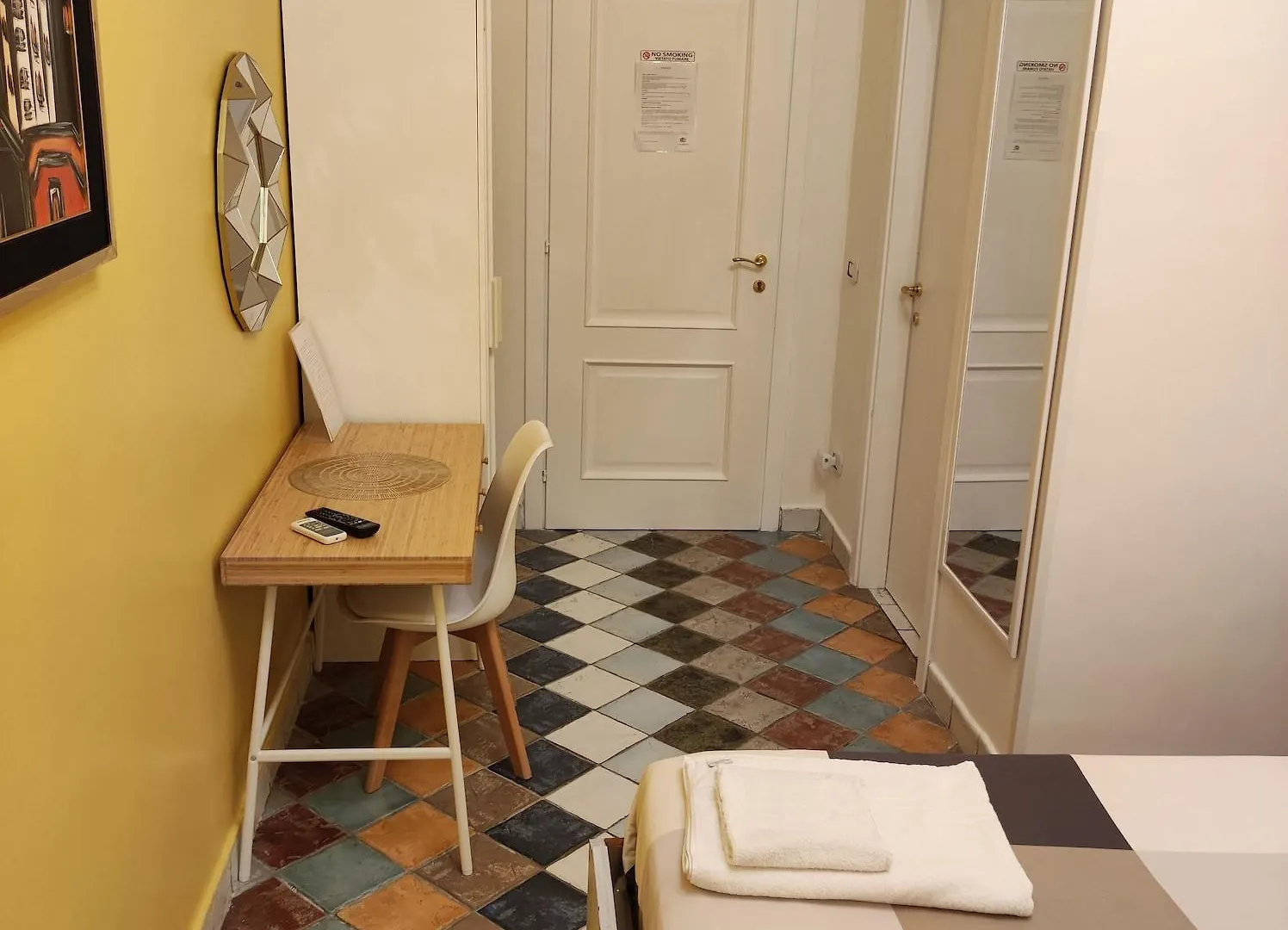 Firenze32 2*, Naples Italy